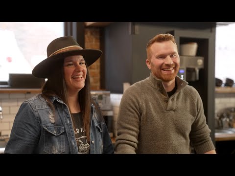 When These Owners Stopped Chasing Money, The Money Found Them | America’s Favorite Mom & Pop Shops [Video]