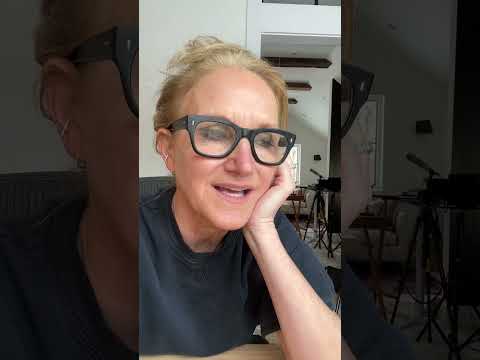 Keep showing up | Mel Robbins [Video]